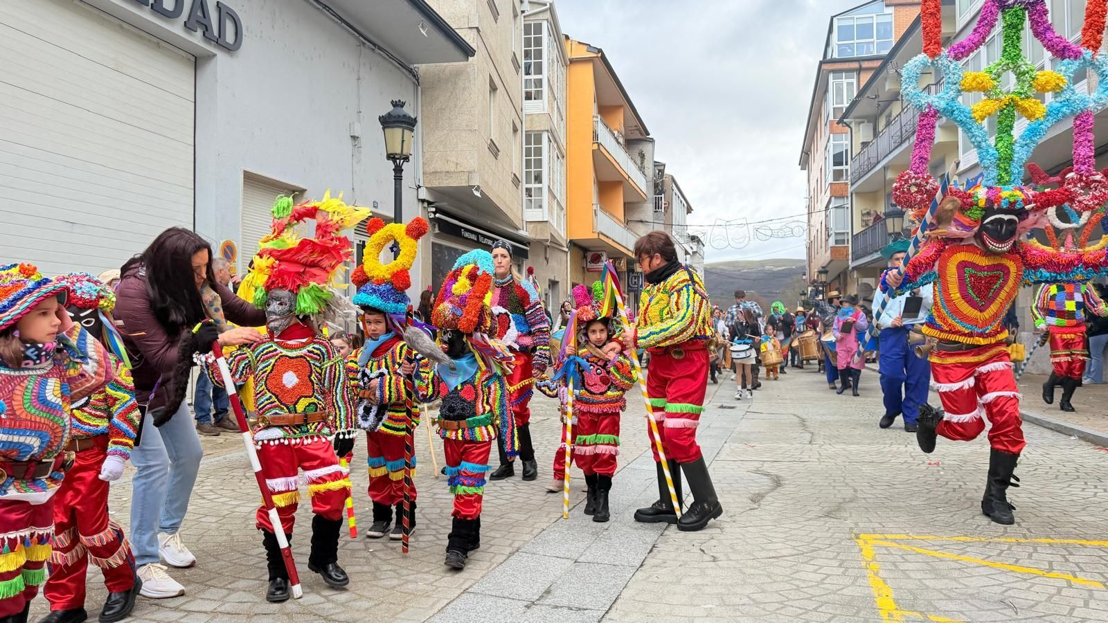 Galería | La androlla es la gran reina de Viana en su Domingo Gordo