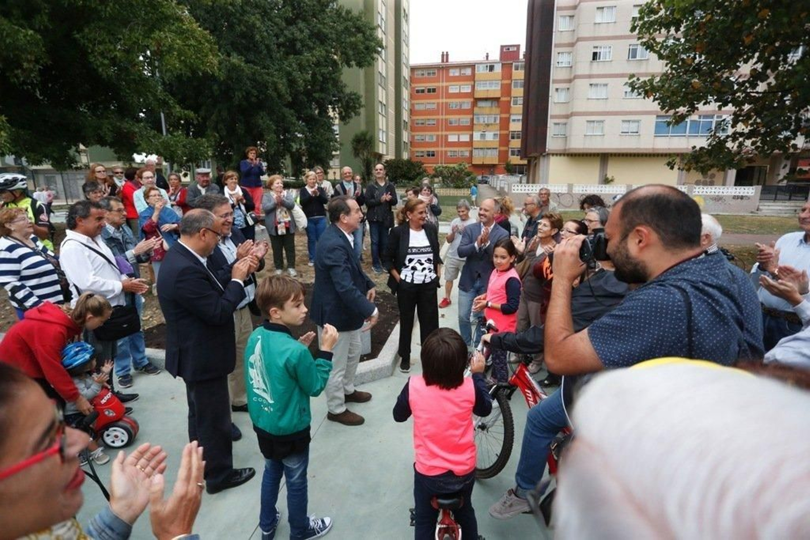 Vigo estrena el carril bici  001177