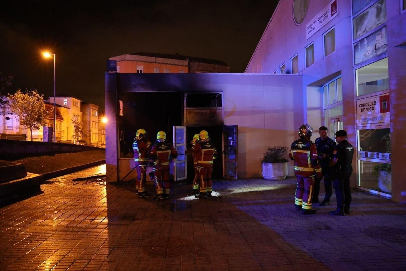 Incendio en las instalaciones del Carmen.