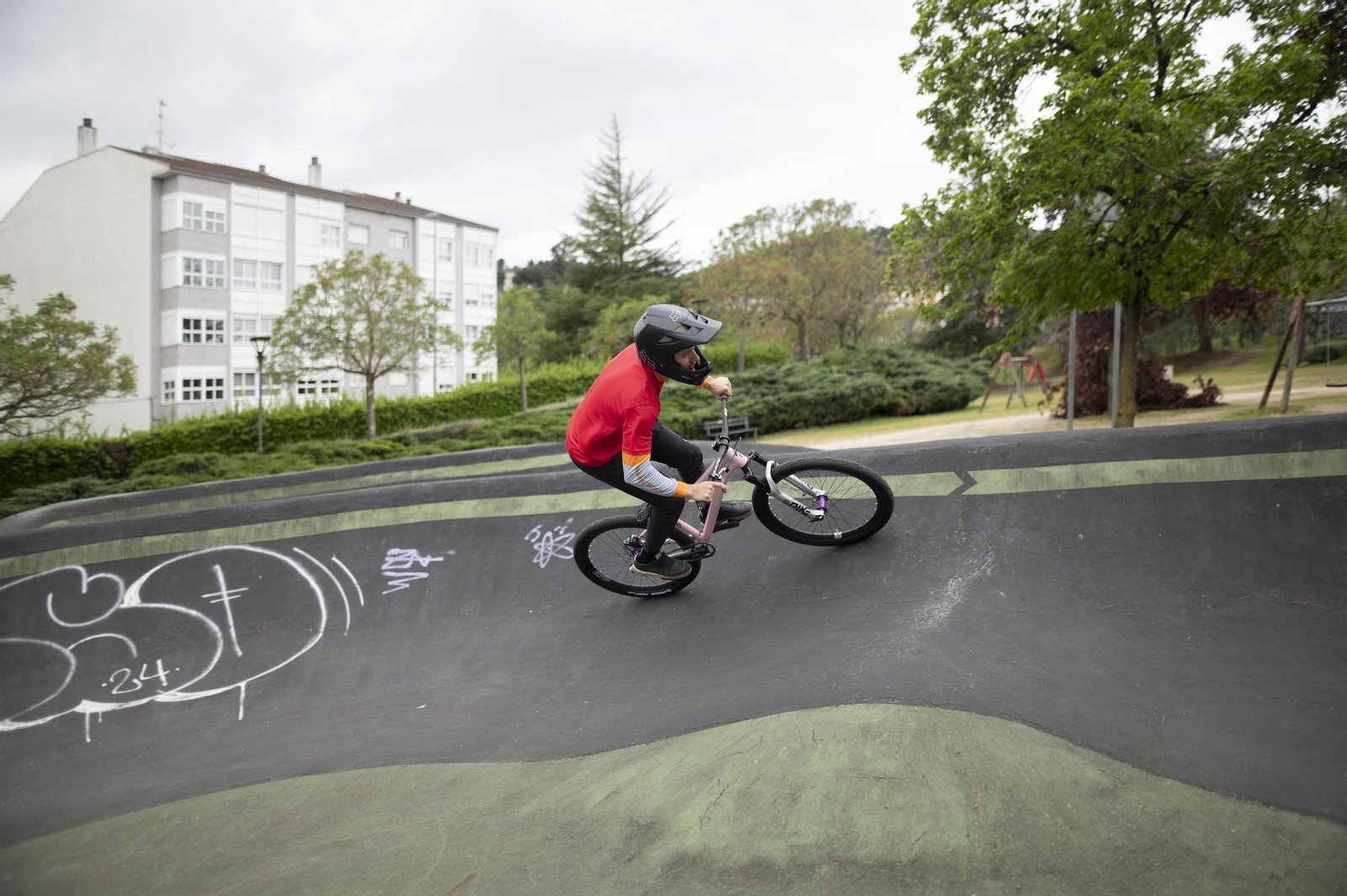 Galería | +Deporte La Región impulsa el pumptrack en Ourense de la mano de Maese Riders