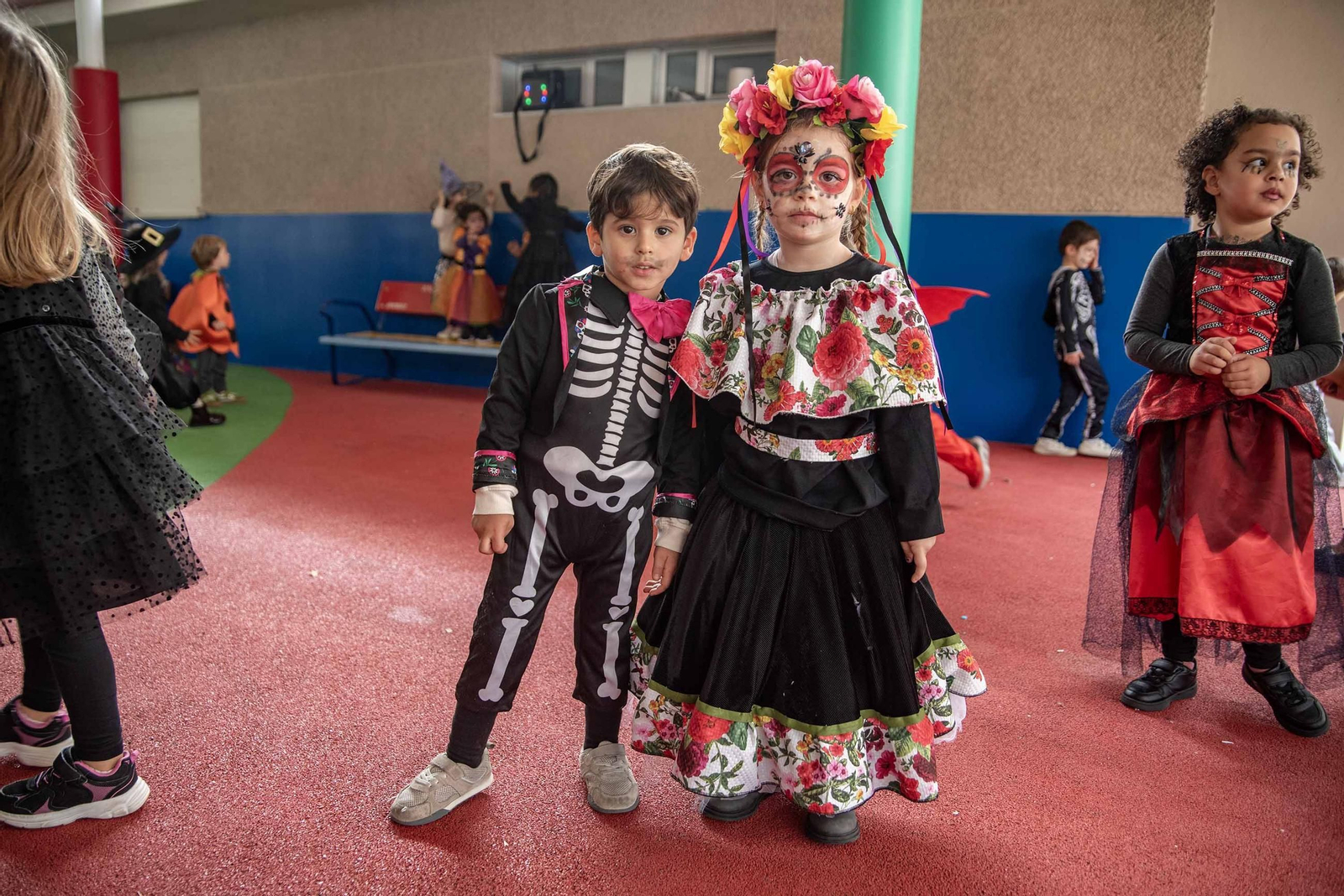 Galería | Samaín y magosto se juntan en la celebración festiva del CEIP Pintor Laxeiro de Vigo