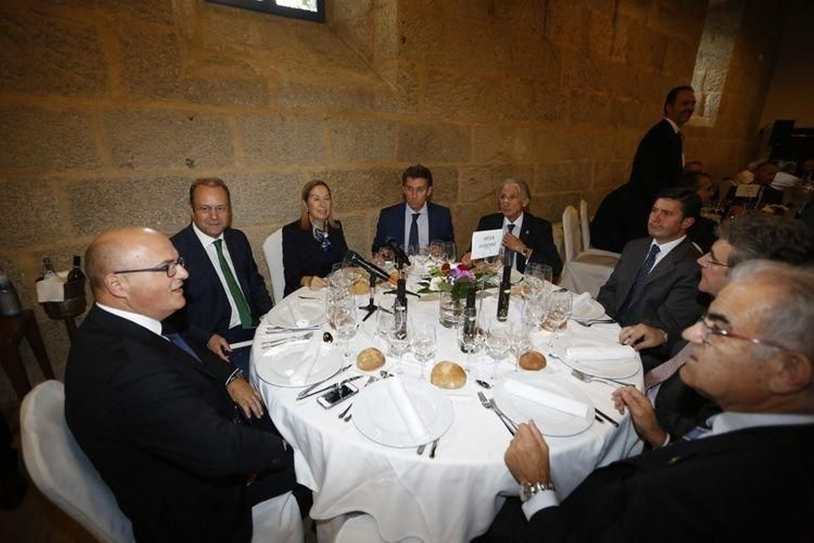 San Clodio. 13-10-14. Provincia. Coloquio con empresarios de Ourense coa Ministra Ana Pastor no Mosteiro de Sab Clodio.
Foto: Xesús Fariñas