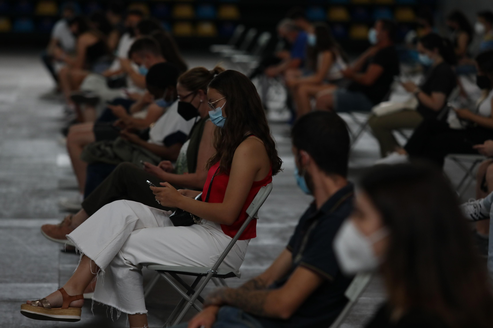 Vacunación de jóvenes en Expourense. José Paz