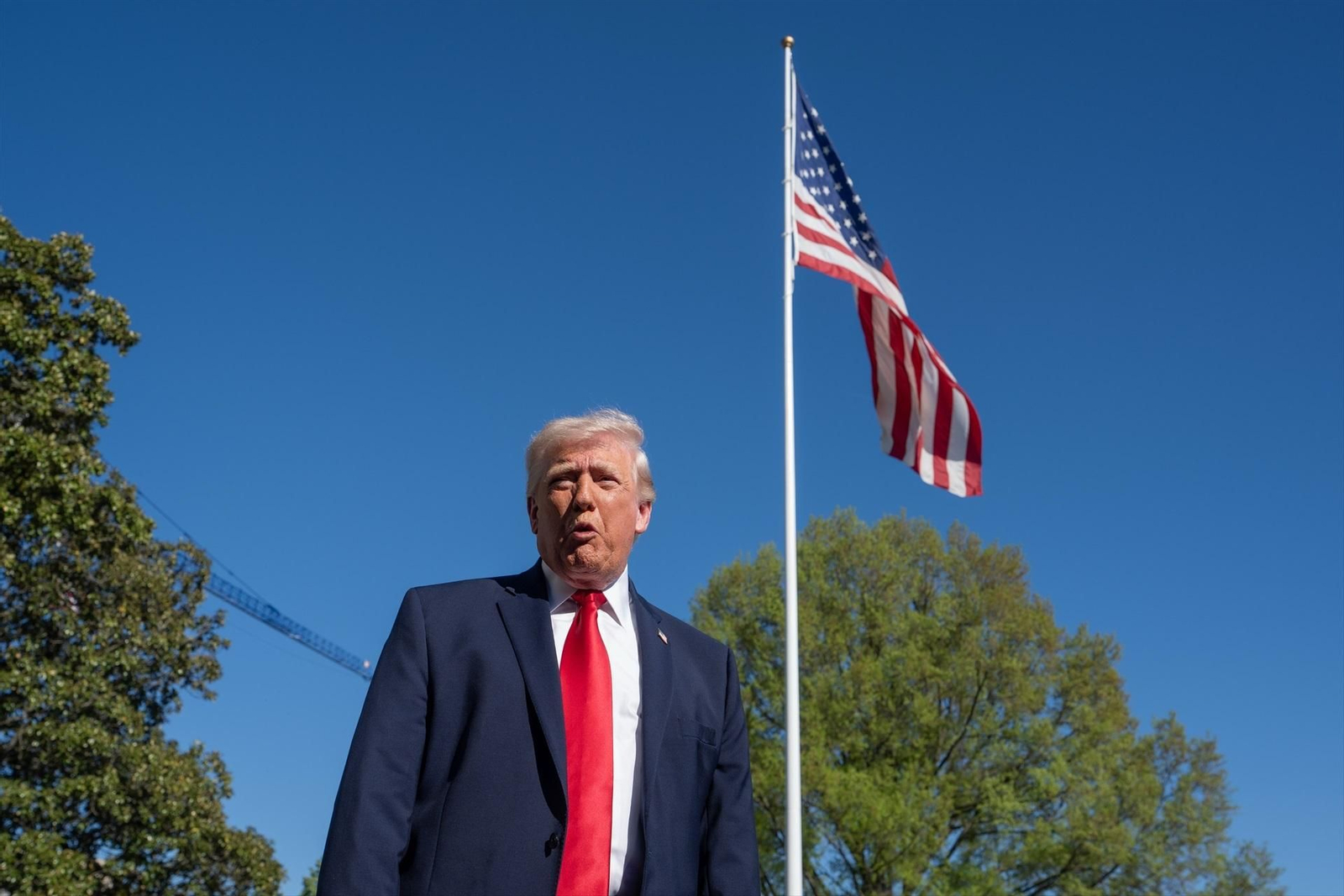 Trump durante una intervención ante la prensa ayer en Washington