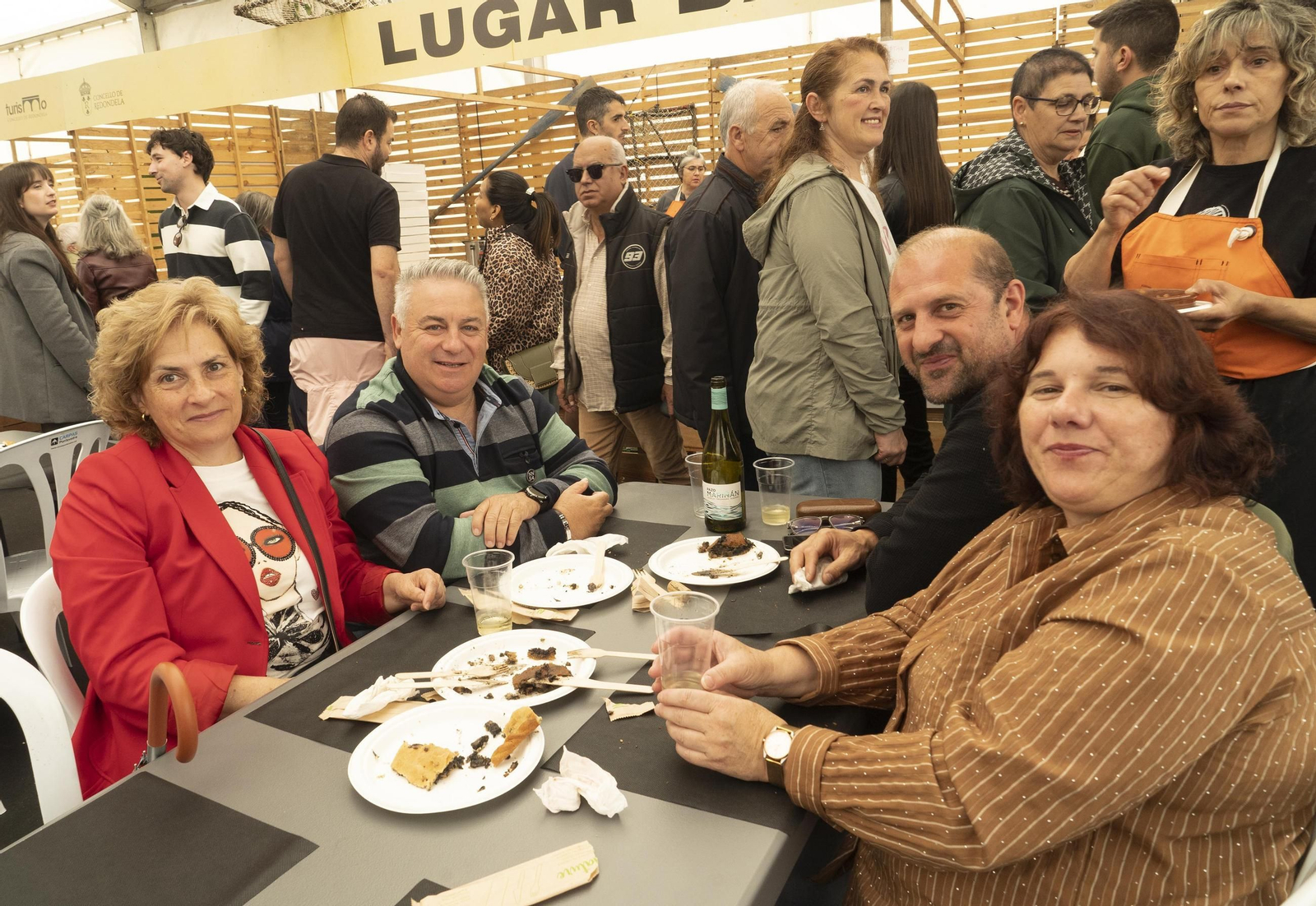 Galería | Un domingo en Redondela entre choco y Revilla
