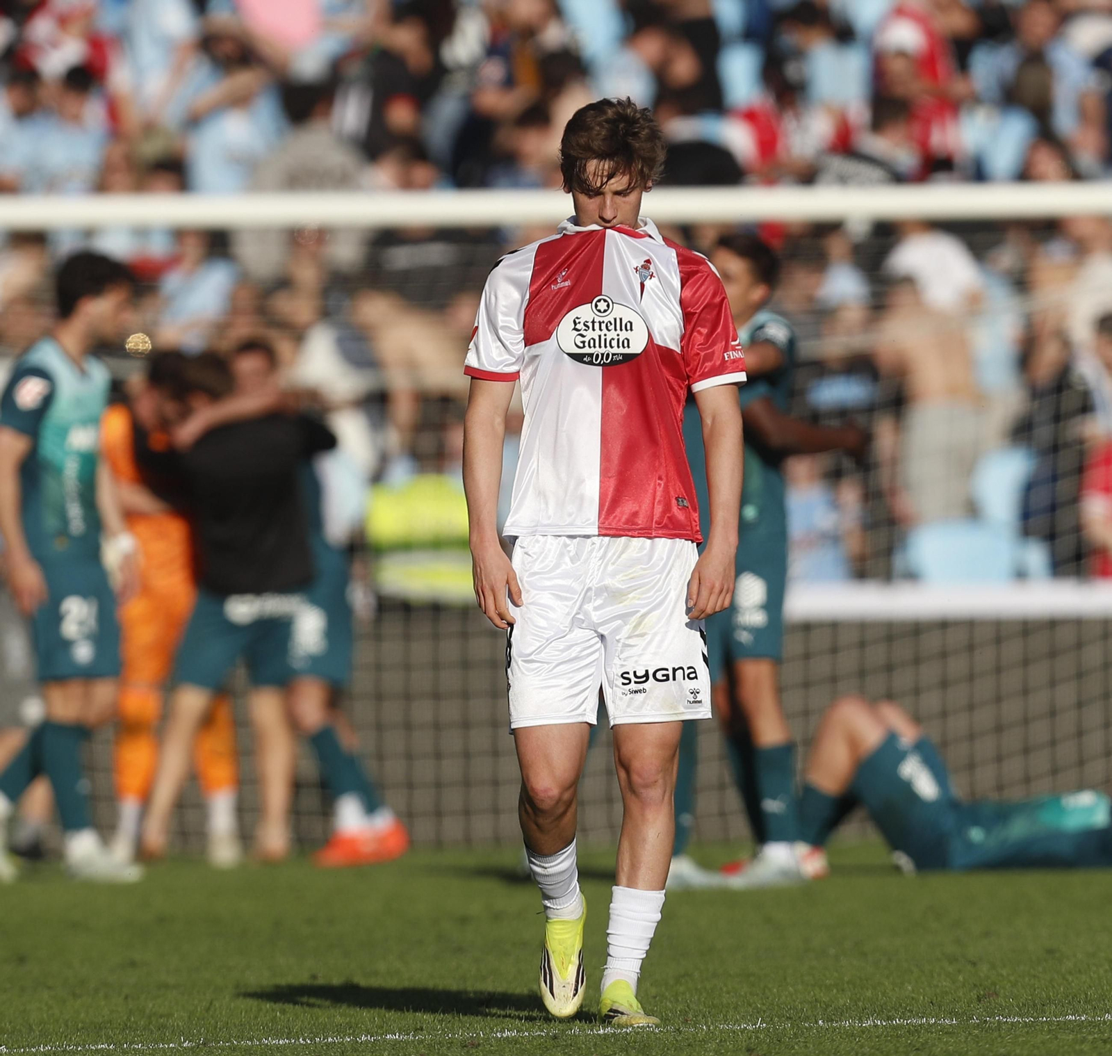 Galería | El Celta y el Alavés se miden en Balaídos