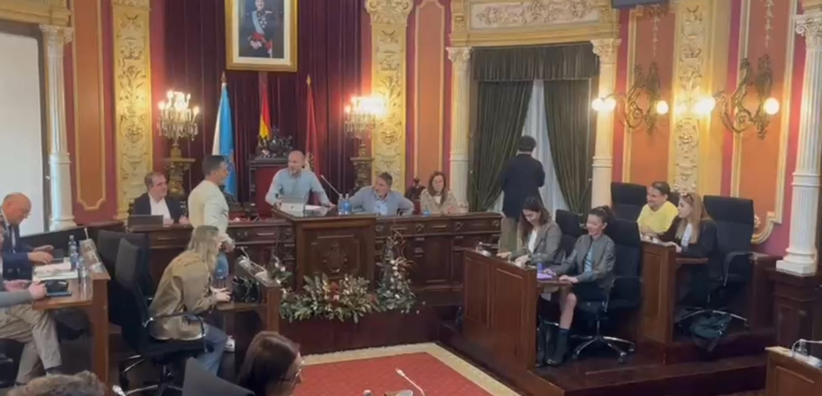 Se levantó la sesión tras 11 minutos