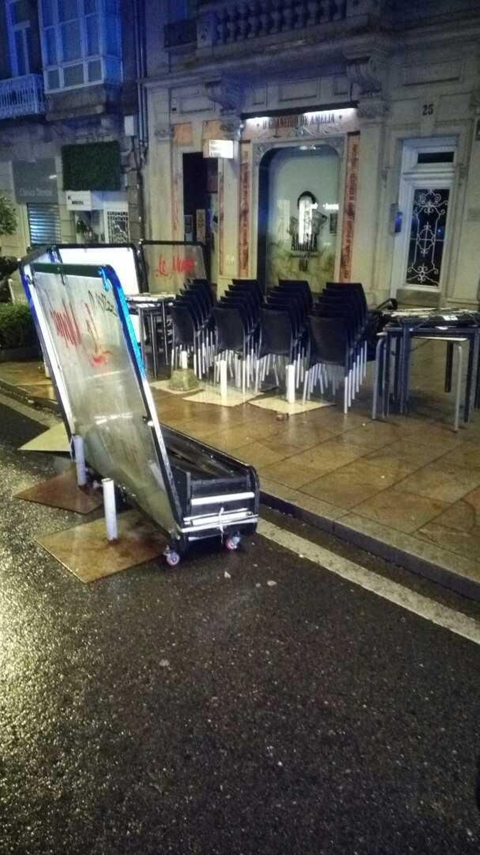 La borrasca Gaetan entra con fuerza en Vigo