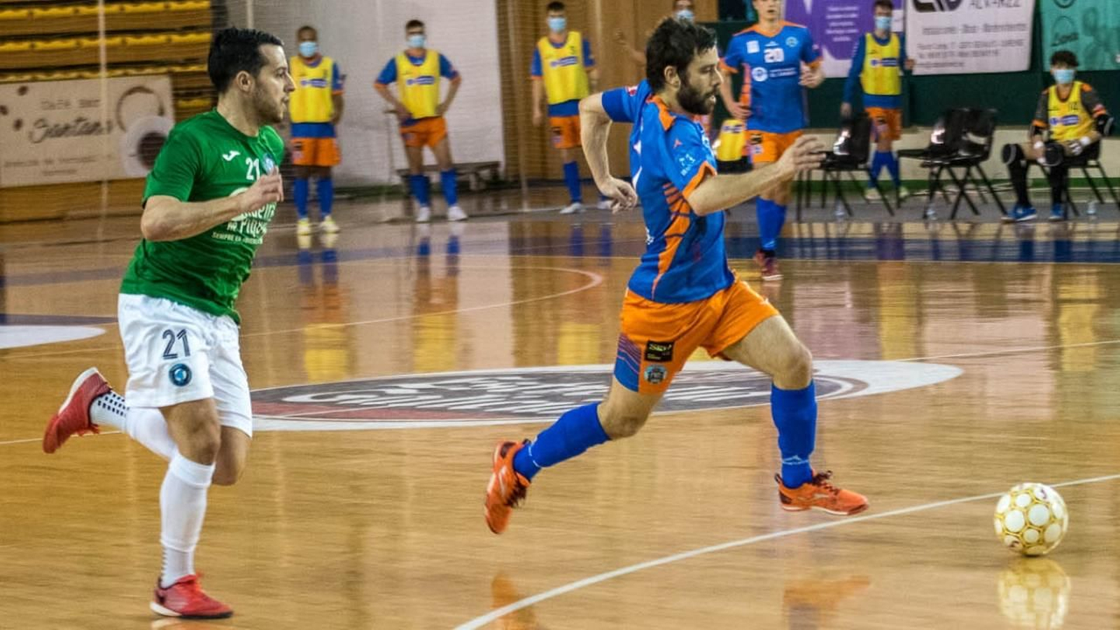 Un instante del Sala Ourense - Ribeira. CARLOS DOMARCO