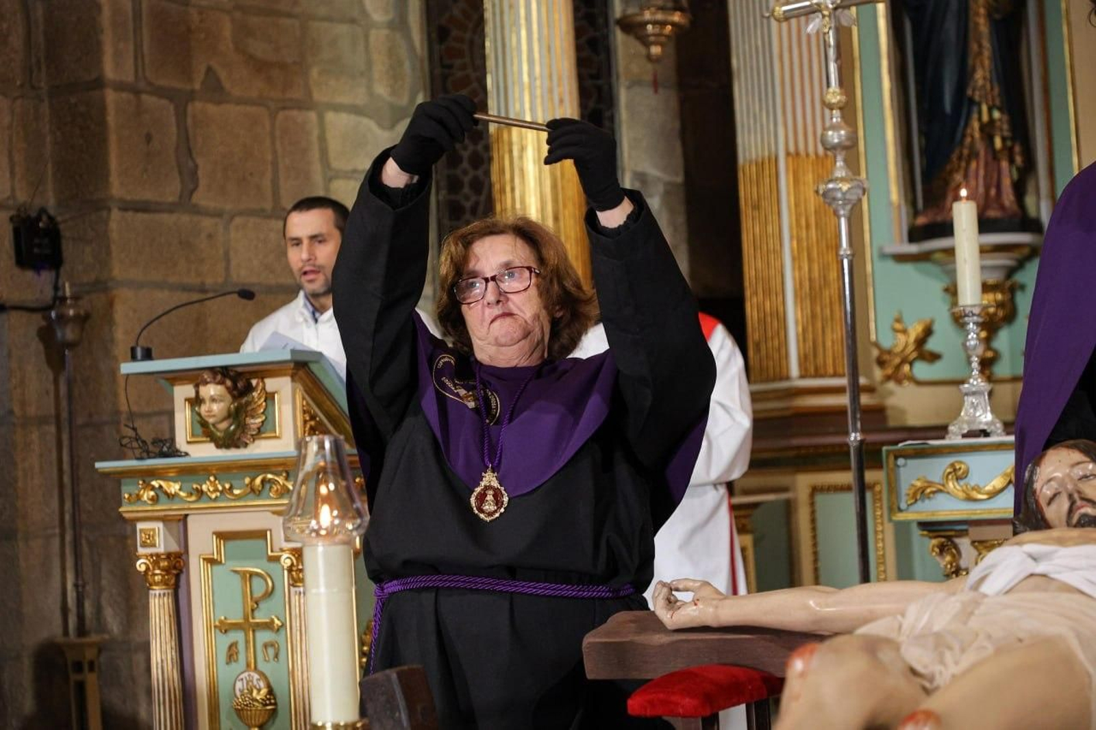 Desenclavo y procesion de la Santo Entierro de Bouzas (11)