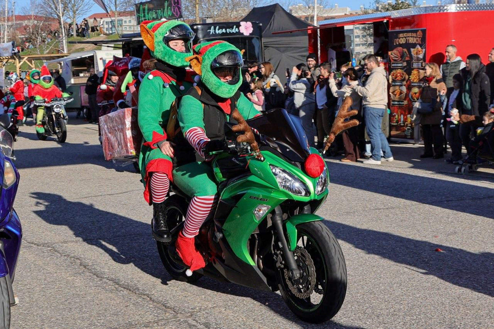 Galería | Los papanoeles moteros toman Vigo