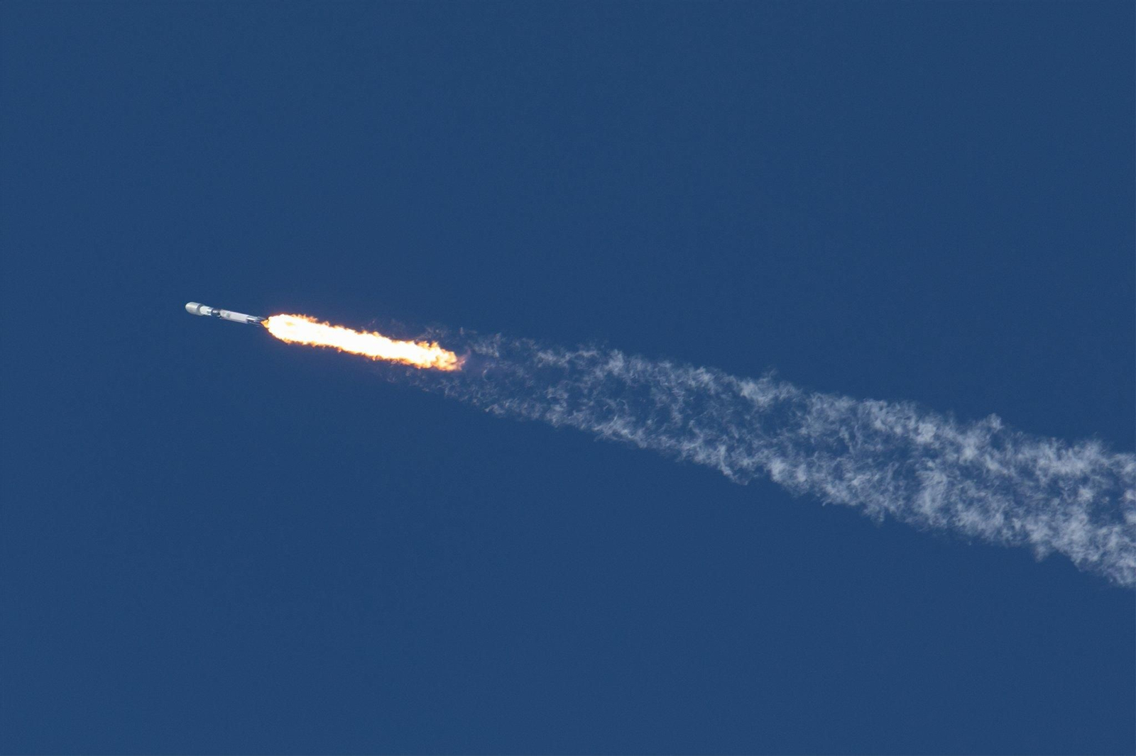El cohete Falcon 9 fue lanzado esta semana desde California.