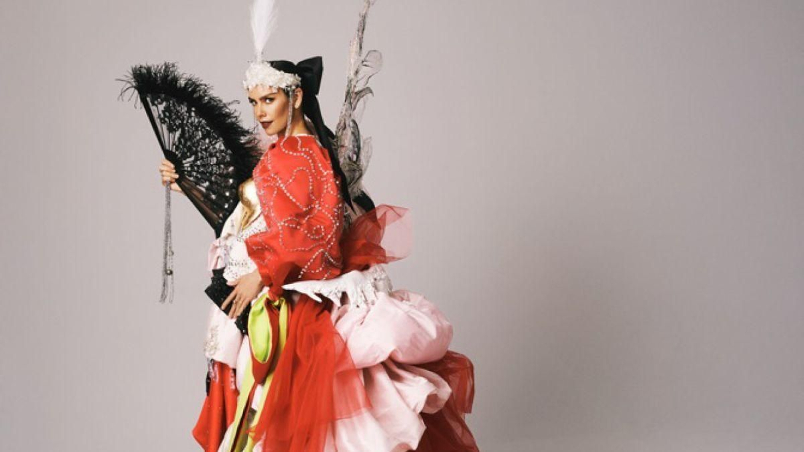 Cristina Pedroche con el traje que lució durante las campanadas.