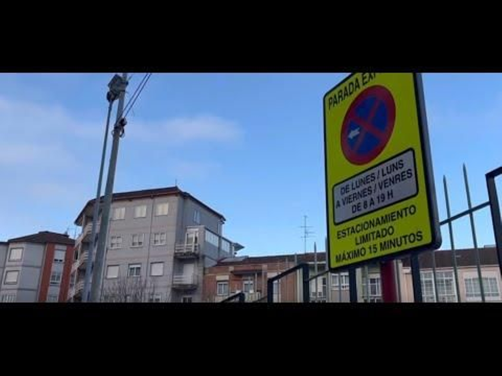 Ourense ya prueba los aparcamientos exprés en el barrio de San Francisco