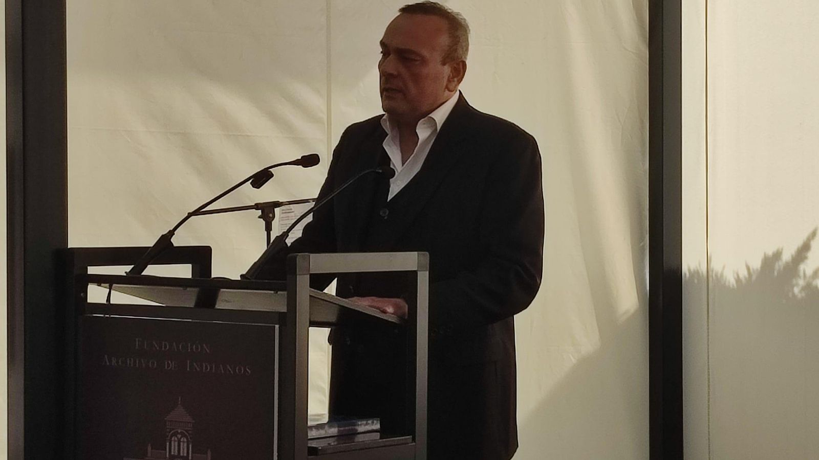 El conferenciante durante su intervención