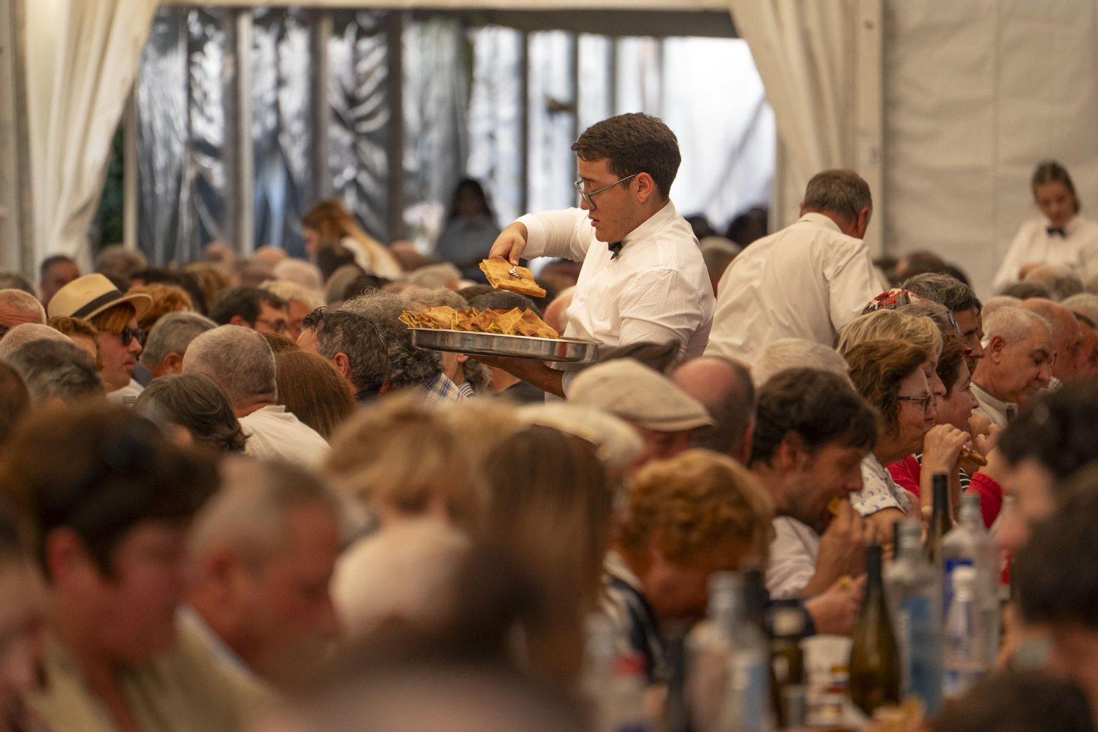 Galería | Montederramo presume de carne, ganado y ambiente festivo