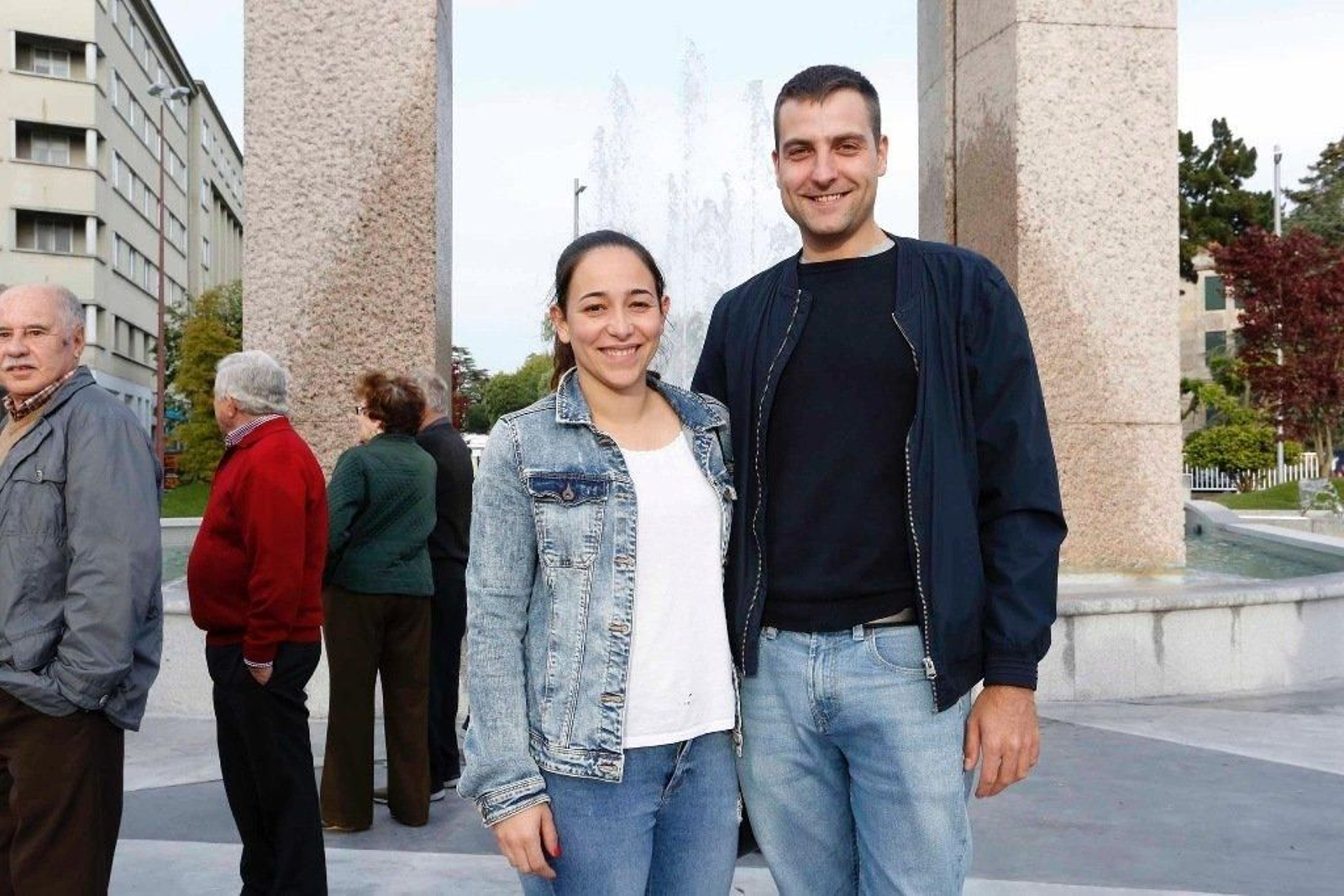 Vigo disfruta de la nueva Plaza de América _ Marta 02