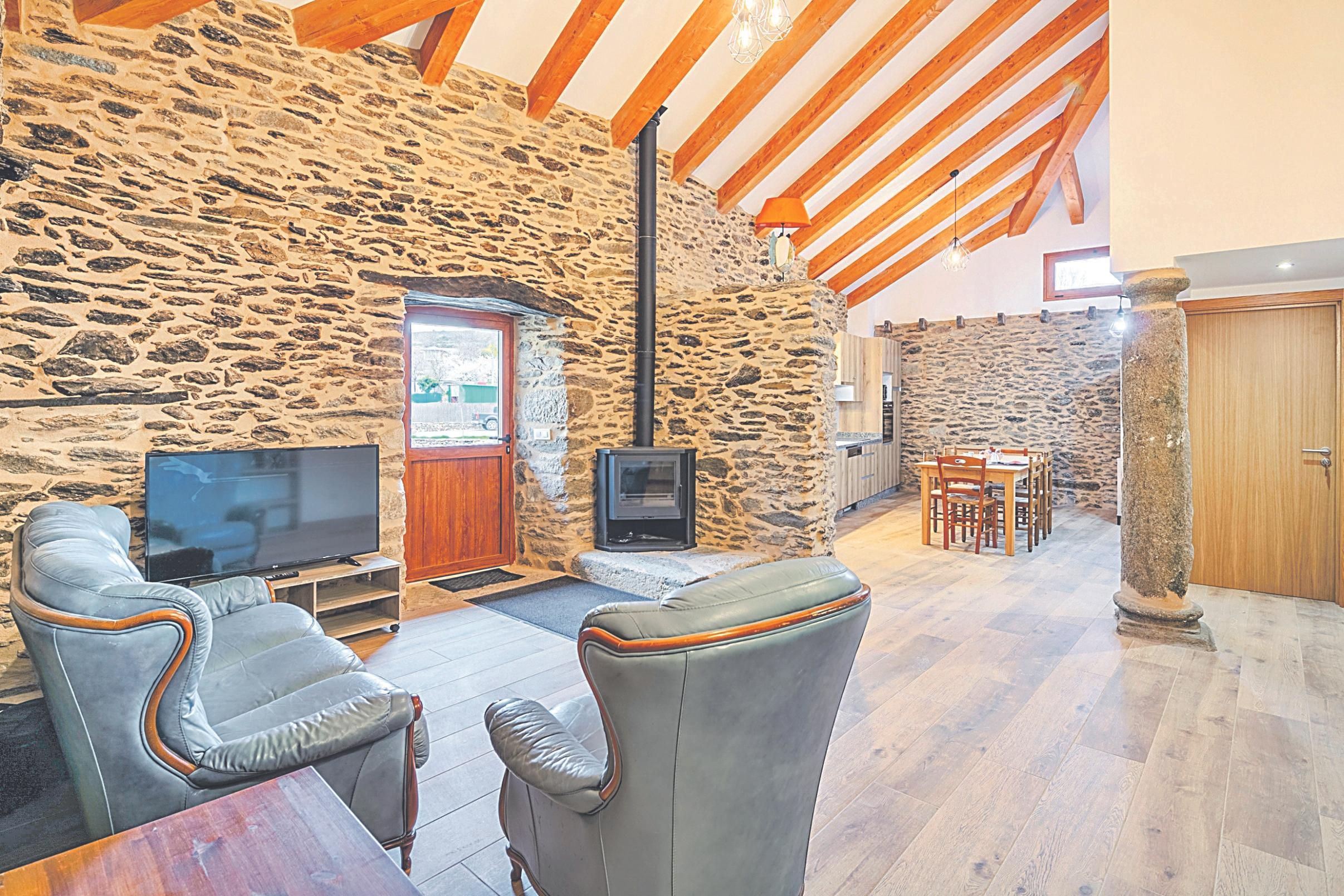 Interior del Hotel Rural O Trancallo, situado en Mourisca. (CRISTINA CLAVERÍA)