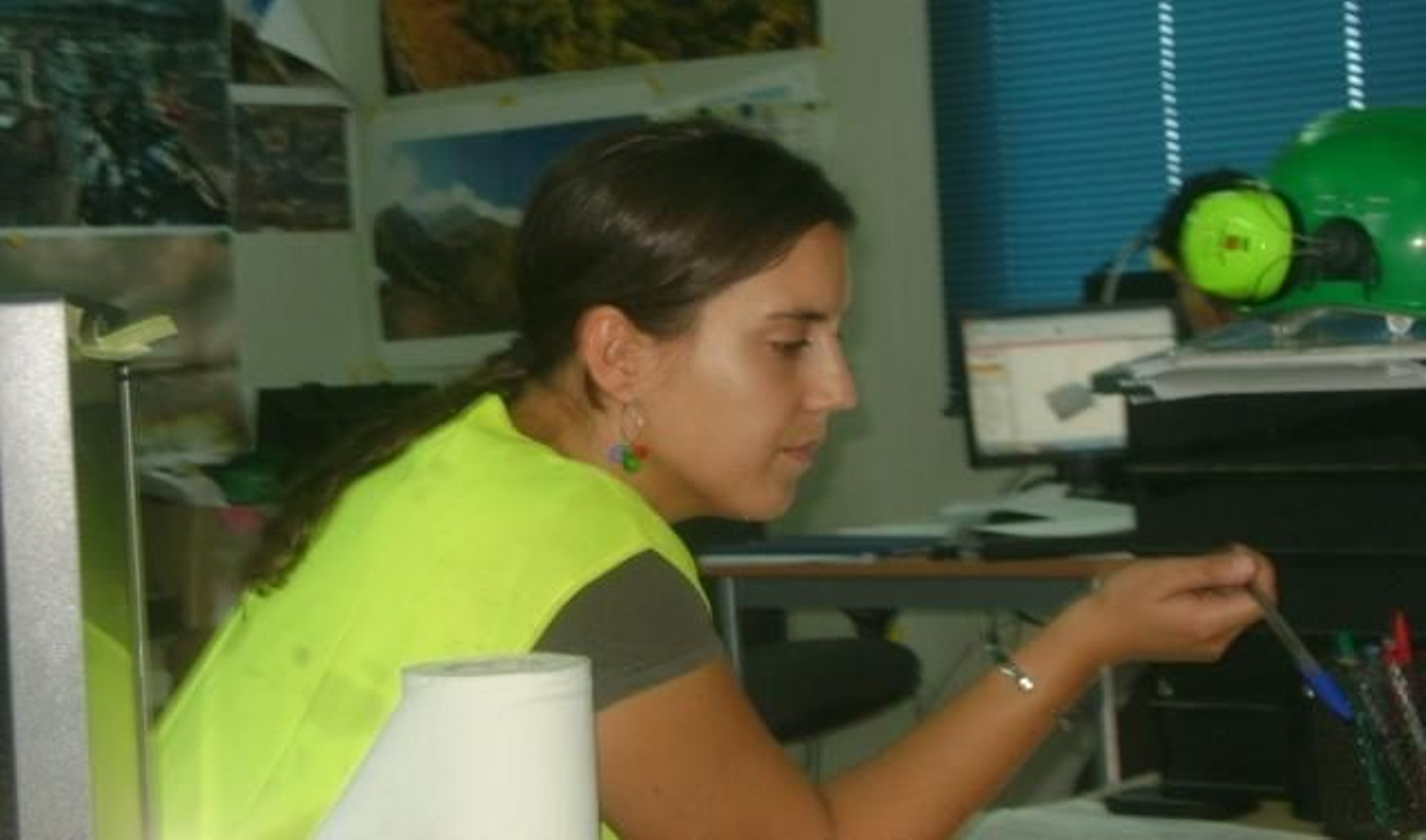 Clara Iglesias. jefa de obra en centrales eléctricas