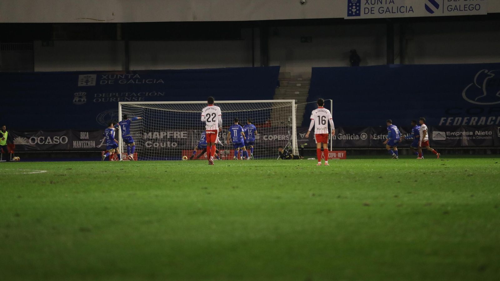 Galería | Noche de Copa del Rey en O Couto entre Ourense CF y Girona