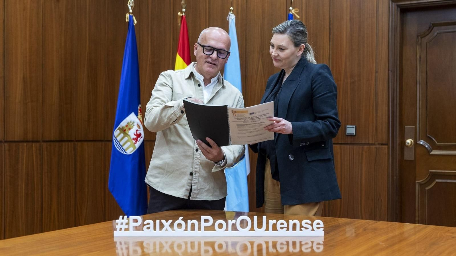 Manuel Baltar, presidente de la Diputación, y Emma González, titular el Inorde, presentan el proyecto.