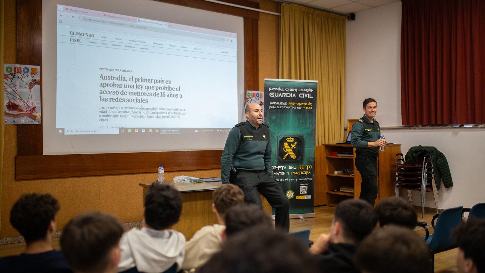 Jornadas de ciberseguridad de la Guardia Civil en el Colegio Salesianos. Fotos: Sandra Iglesias