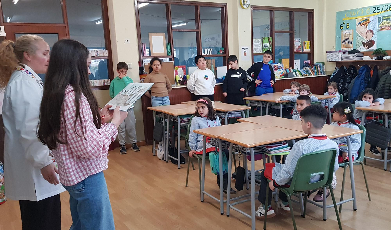 Actividad de apadrinamiento lector en Salesianos
