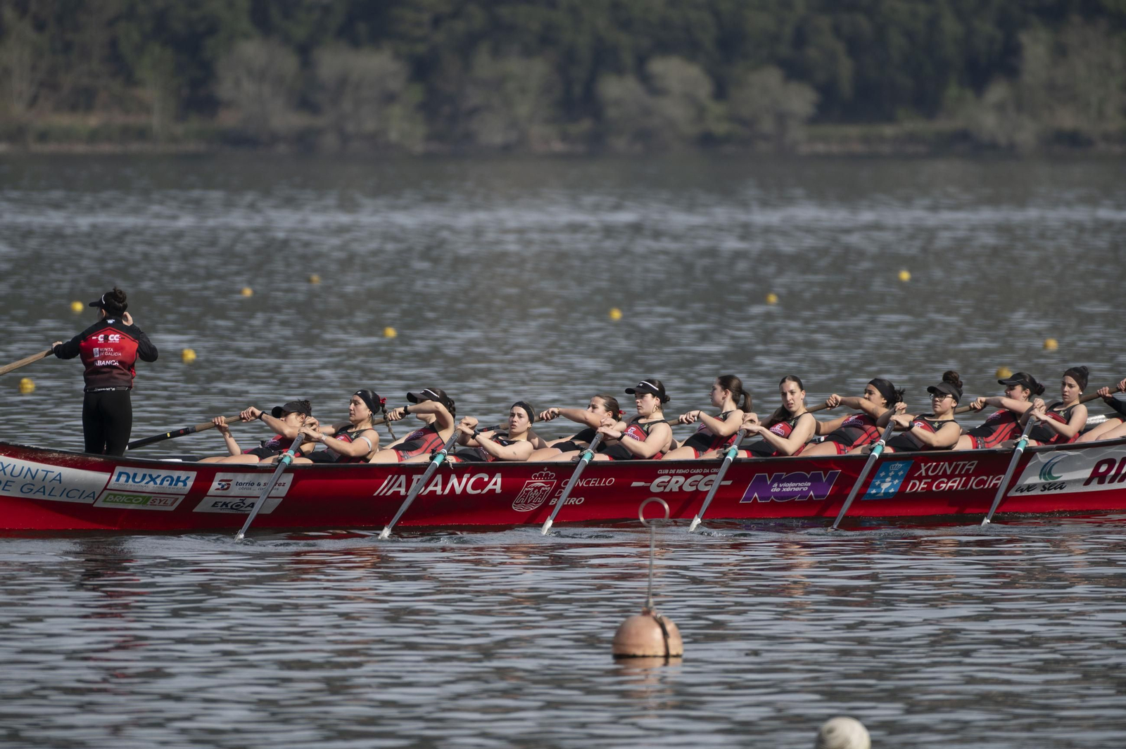 Galería | Las traineras conquistan y brillan en Castrelo de Miño