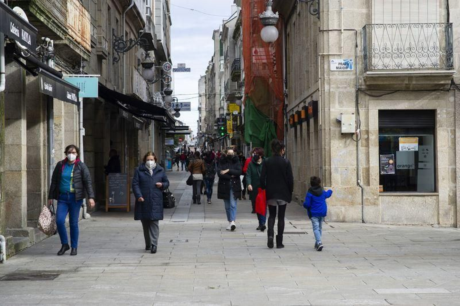 Buen ambiente en O Carballiño este sábado (MARTIÑO PINAL).