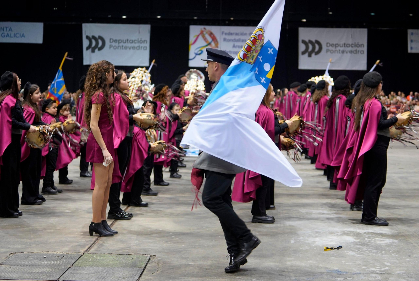 Galería | Récord de público en el concurso de rondallas del Ifevi