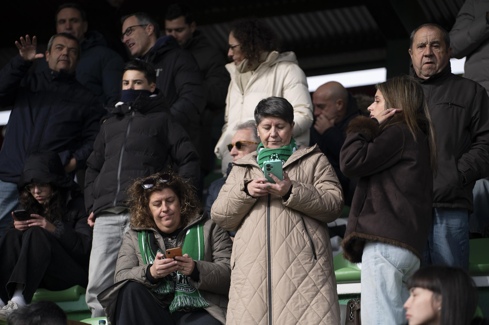 Galería | Espiñedo tiene su regalo adelantado de Navidad con la victoria del CD Arenteiro