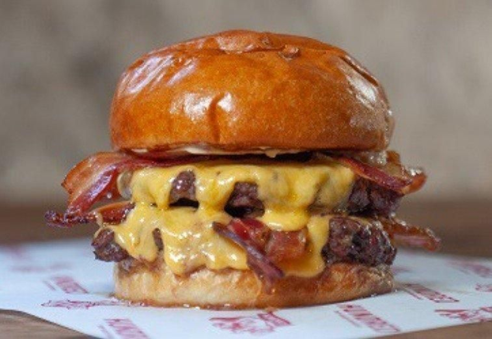 Hundred Burgers, elegida mejor hamburguesería del mundo. // Hundred Burgers