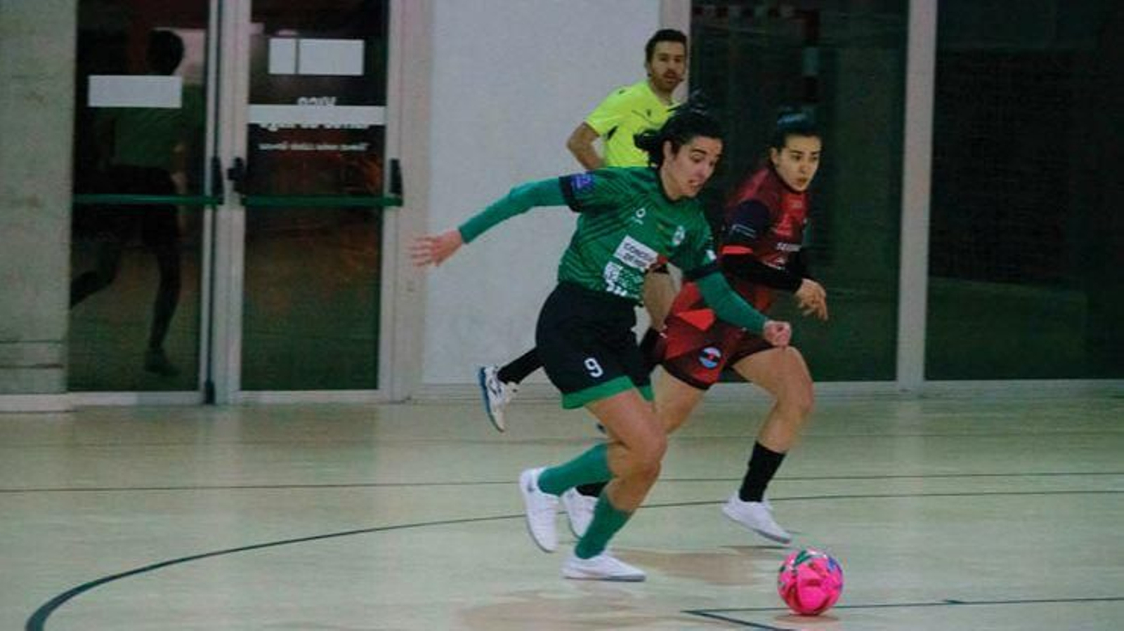 Clau Martínez sigue en la lucha por el pichichi de la Liga.