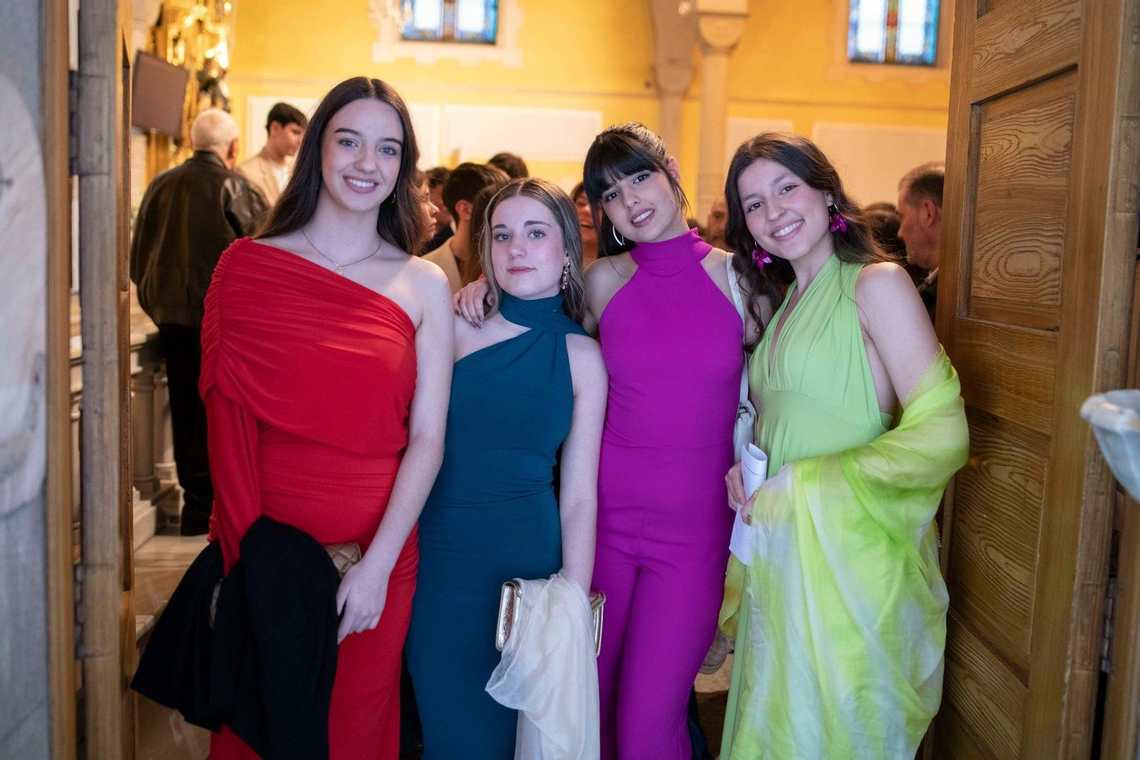 Laura, Marta, Noemí y Natalia contentas por terminar el curso.