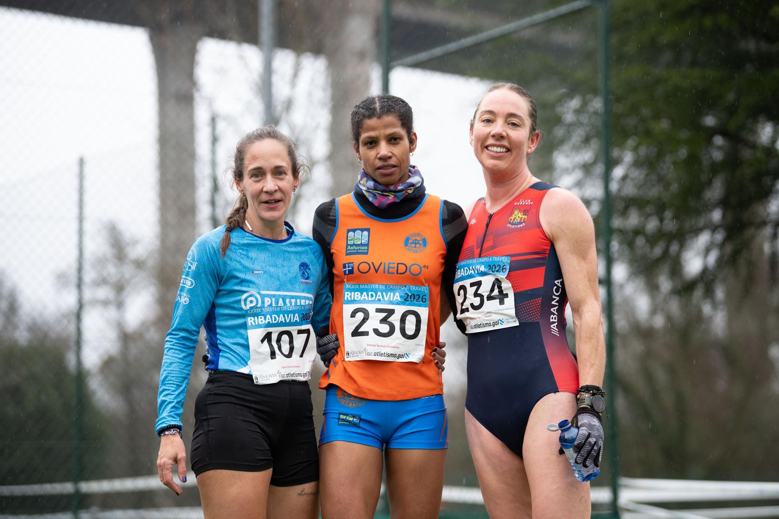 Galería | El Cross gallego disfruta en Ribadavia