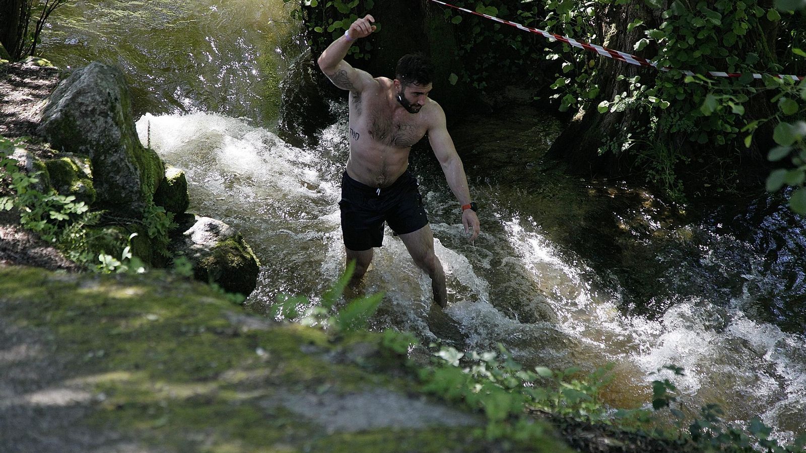 Galería | Obstáculos, deporte y buen tiempo en la Cavernícola Race