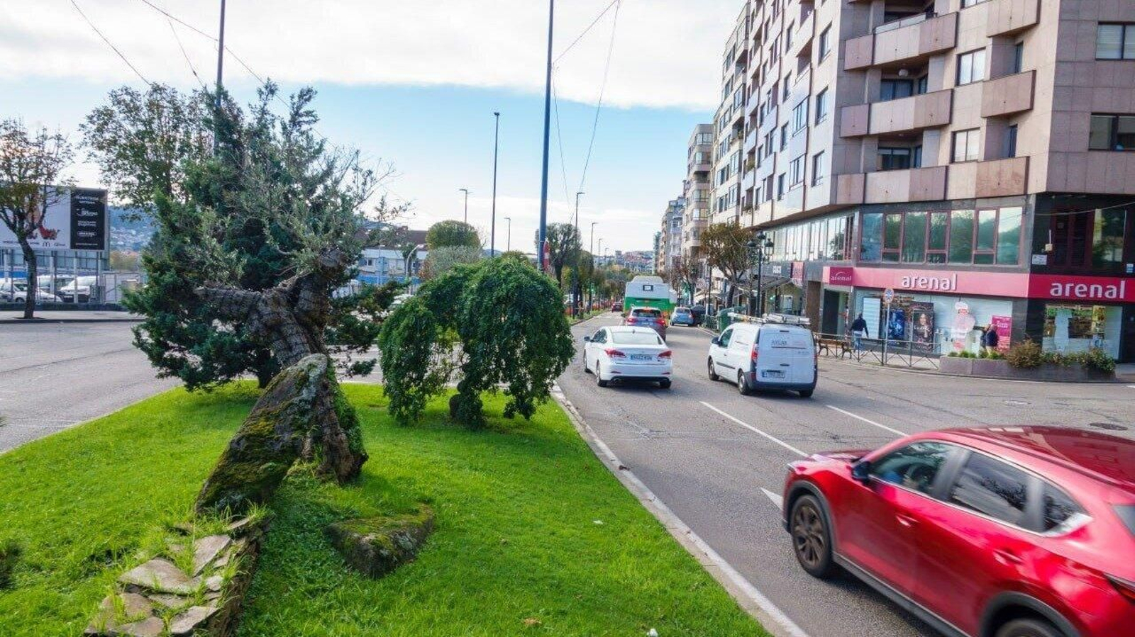La calle Gran Vía de Vigo entre Plaza de España y Plaza América. // Vicente Alonso