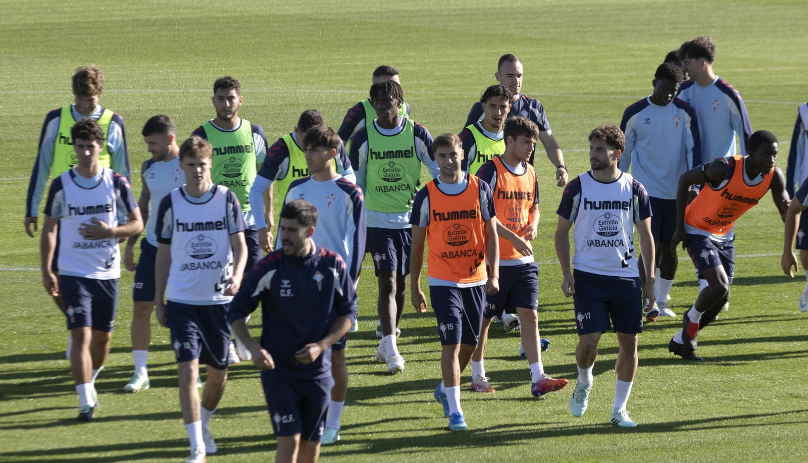 Los jugadores del Celta afrontan su tercer partido en ocho días pero con buen ánimo.