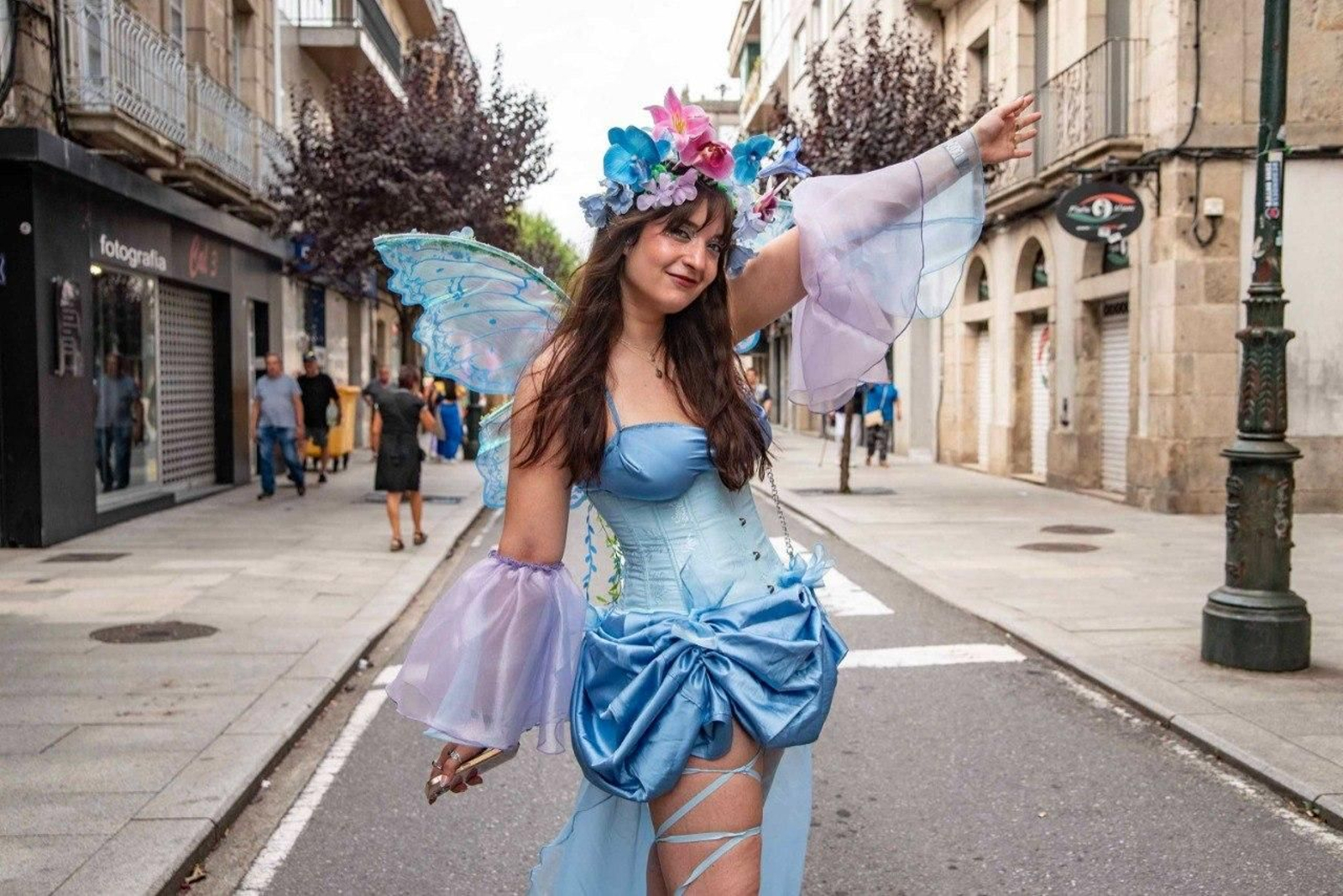 Galería | Coloridos disfraces visten las calles de Redondela