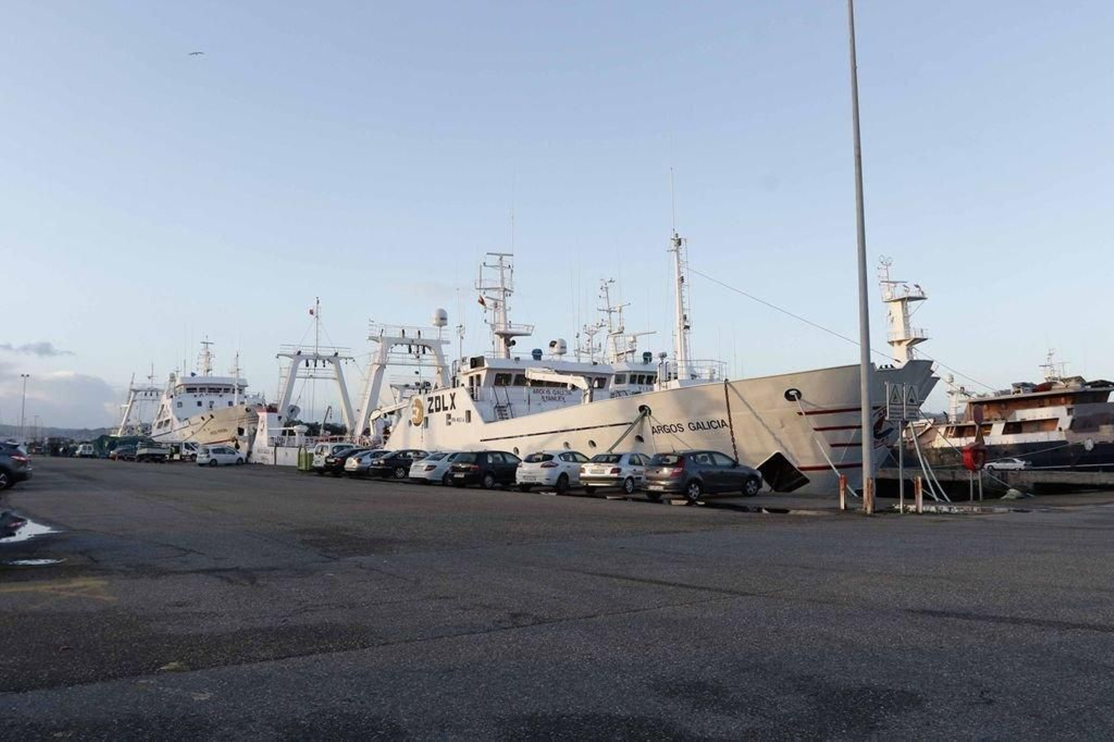 Todos los barcos de más de 15 metros de eslora tienen obligación de llevar caja azul.