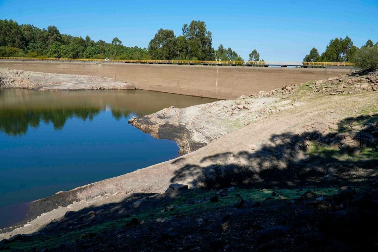 Embalse de Baíña, en Baiona.