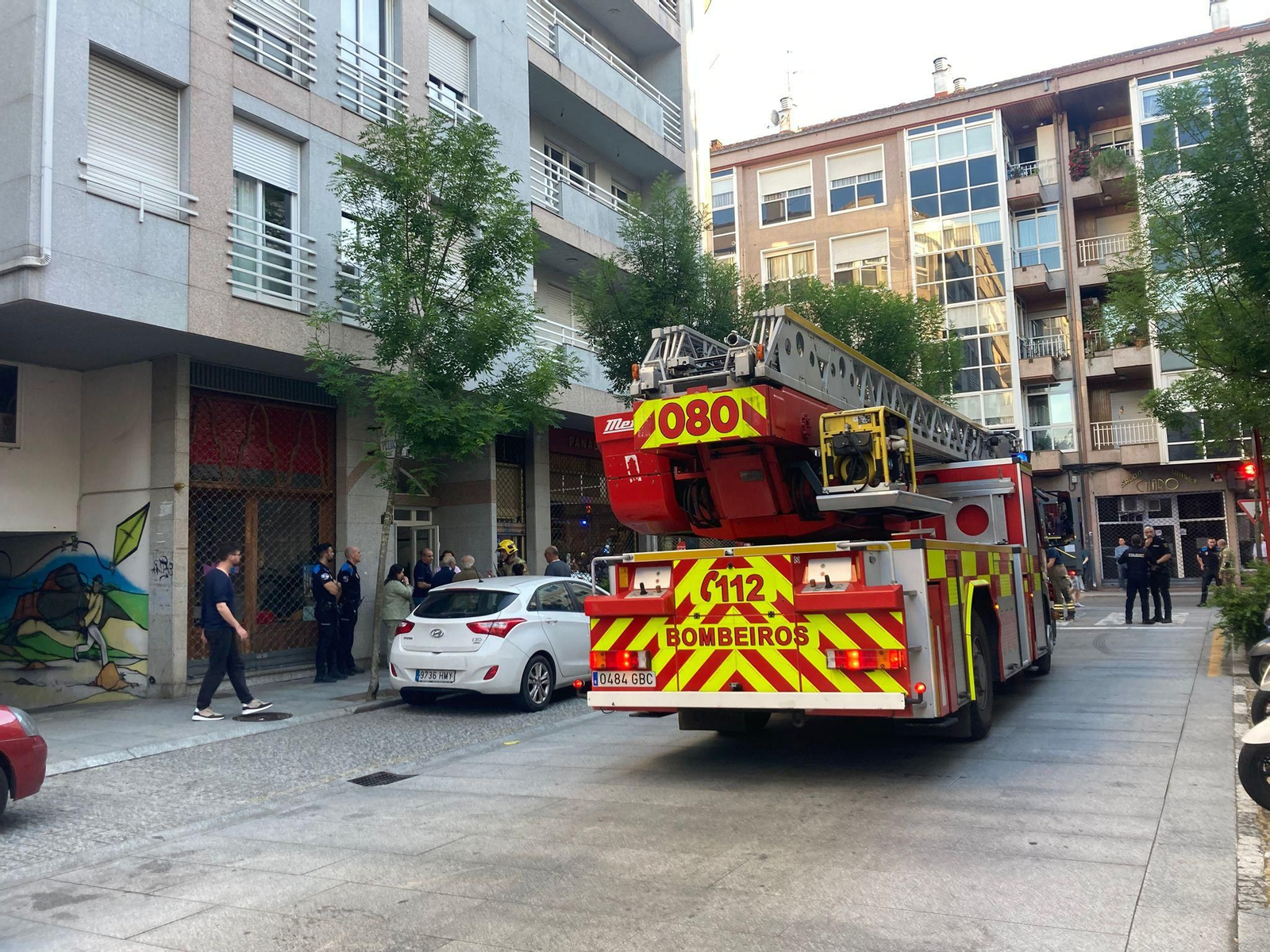 Intervención de los bomberos esta tarde en O Couto.