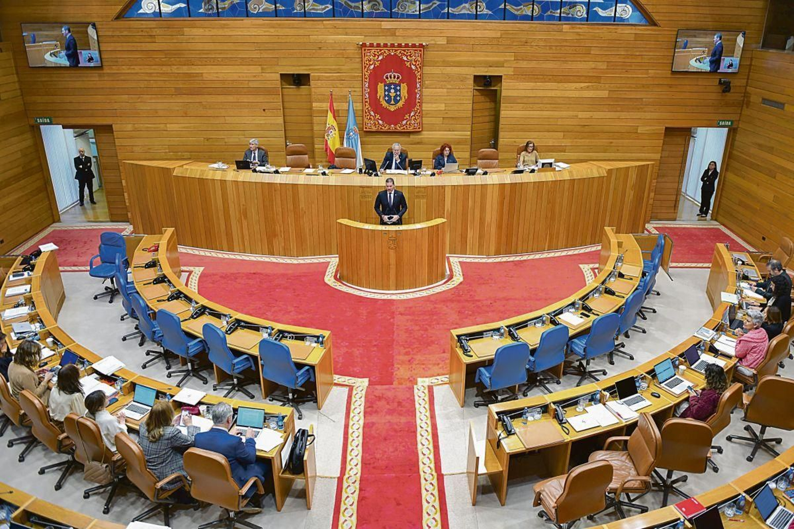 O conselleiro de Cultura, Lingua e Xuventude, José López Campos, comparece no pleno.