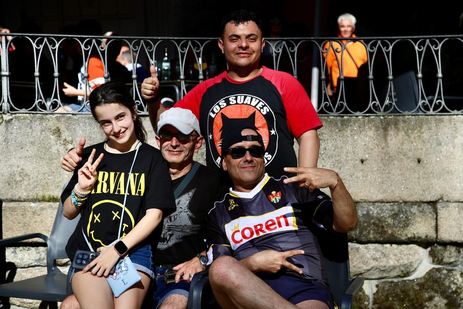 Galería | La afición de la UD Ourense sale a las calle de Ourense para disfrutar del partido, en fotos