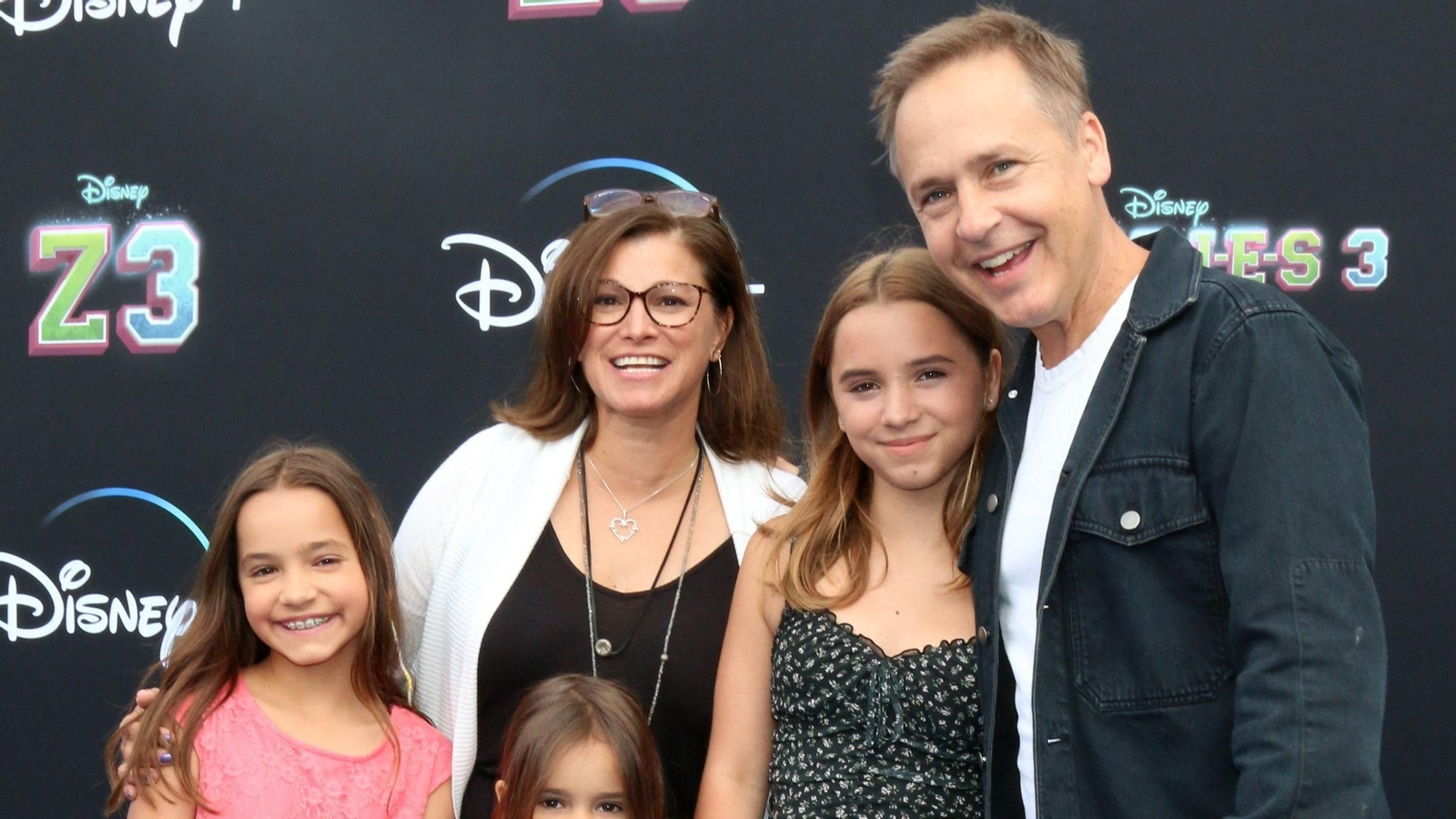 Muere Fiona Lowe, hija de Chad Lowe, a los 13 años