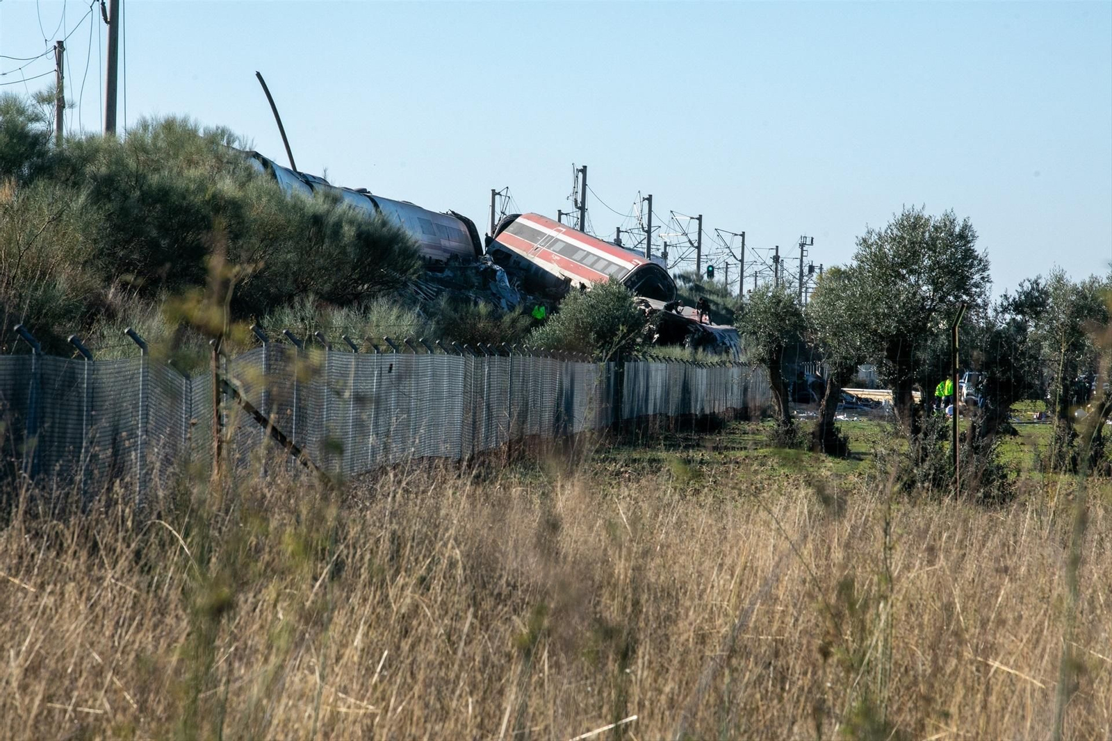 Galería | El grave accidente ferroviario de Toledo, en imágenes