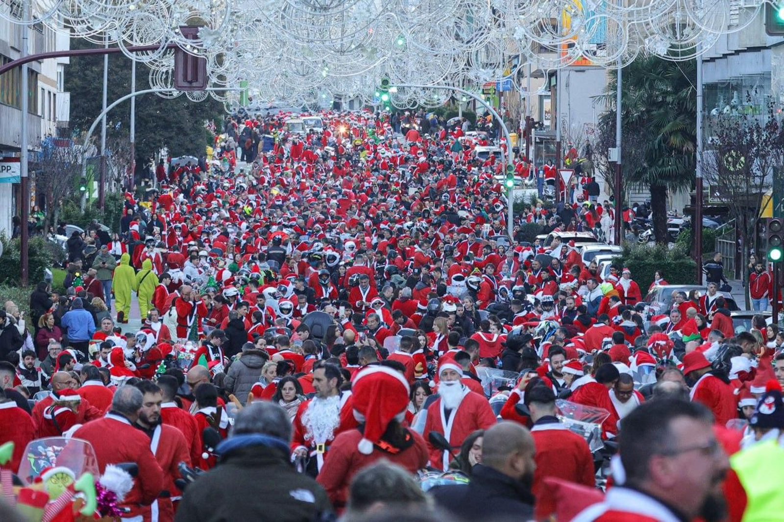 Galería | Los papanoeles moteros toman Vigo
