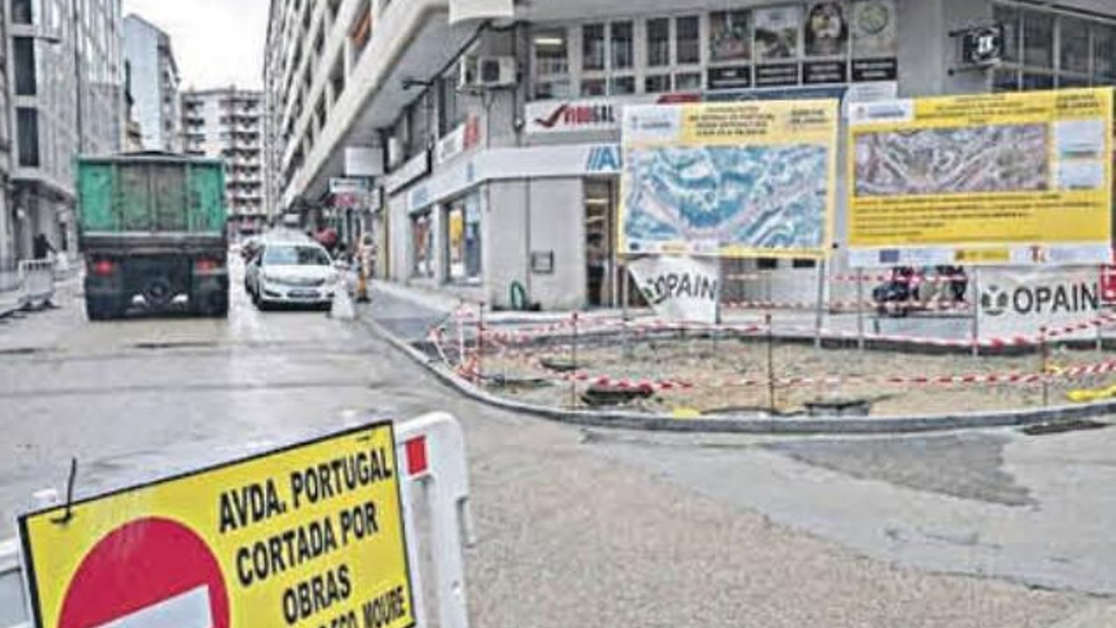 Nº 2  de la Avenida de Portugal, en Ourense.