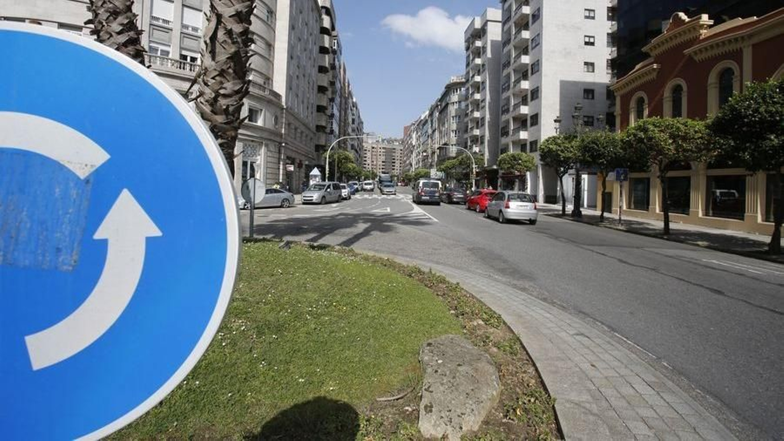 Con el tramo entre Rosalía de Castro e Isaac Peral, el Concello invirtió 6,7 millones en reformar García Barbón.