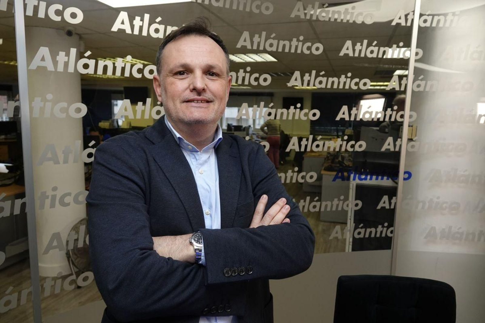 Diego Esquer en el set de Atlántico TV.